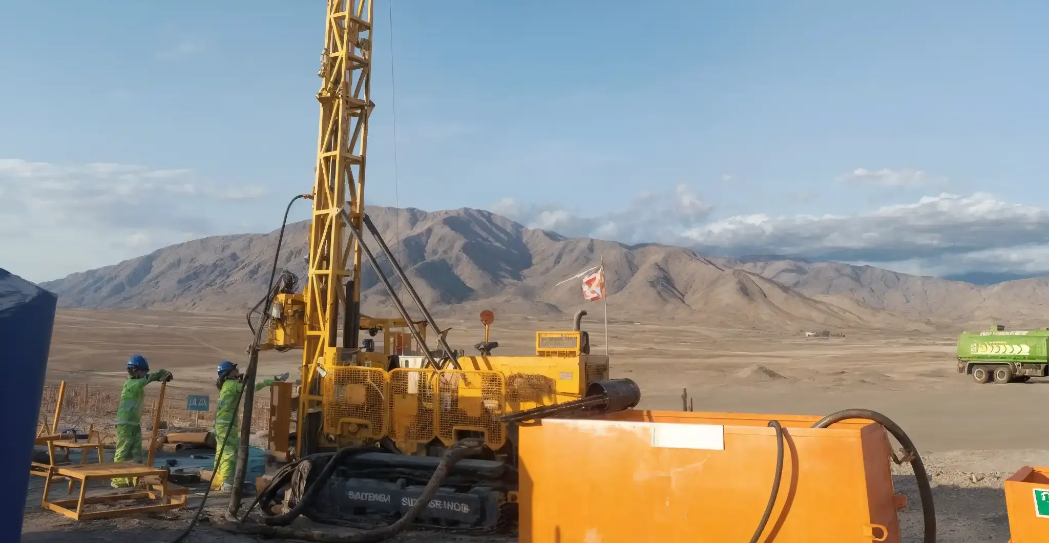 Equipo de perforación minera Cordillera Mining